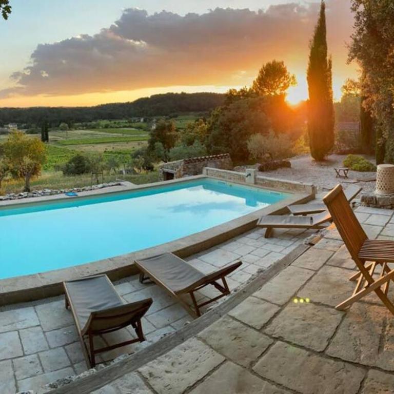 La bastide de LORGUES 83 - Maison 6 Chambres - 1