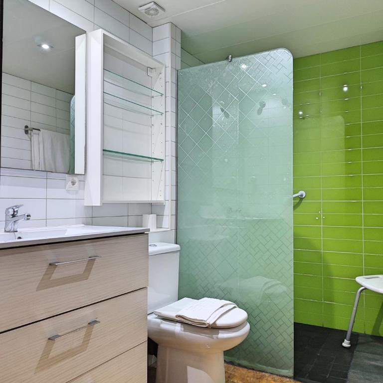 Amplio y Moderno Apartamento Lorenzo Ferreira - Apartamento de 2 dormitorios - 4