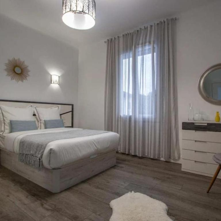 La Villa des Fleurs - Appartement 2 Chambres - 1