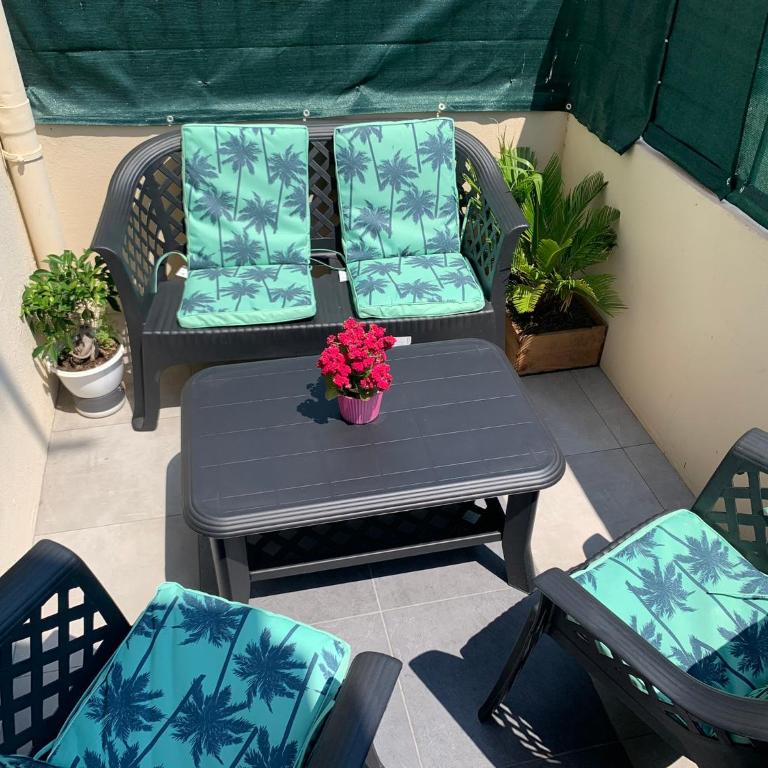Grand studio très agréable avec bar, cuisine et terrasse - Apartamento de 1 dormitorio - 19