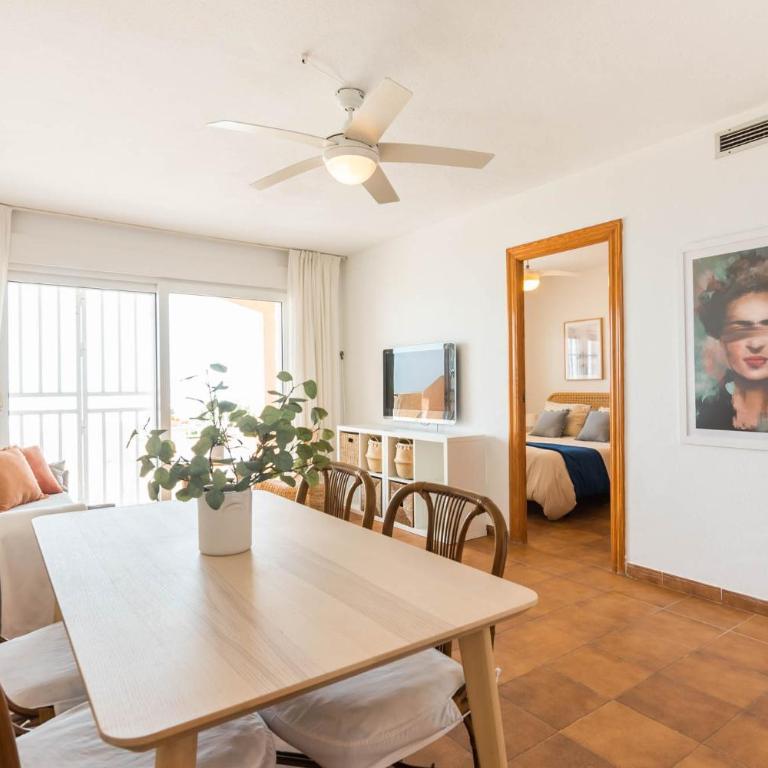 EL RINCÓN DE FRIDA La Manga del Mar Menor KM2 Mediterráneo 2Dormitorios 2Baños - Apartamento de 2 dormitorios - 2