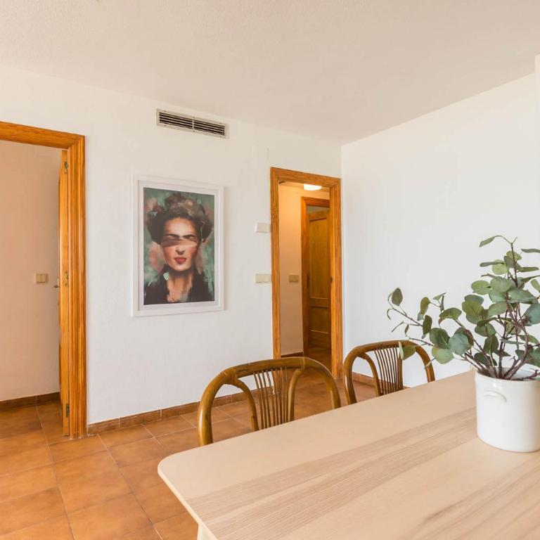 EL RINCÓN DE FRIDA La Manga del Mar Menor KM2 Mediterráneo 2Dormitorios 2Baños - Apartamento de 2 dormitorios - 4