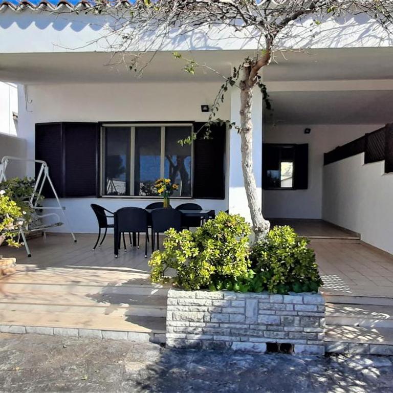 Villetta Zagare - Apartment with Garden View - 11