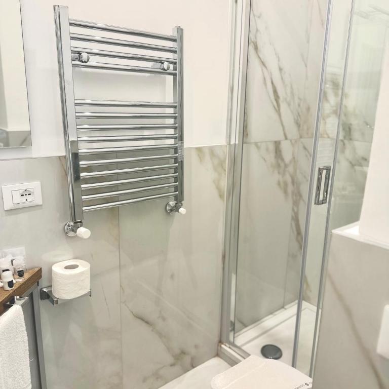 AD Suites Tritone - Camera Matrimoniale Deluxe con Balcone - 8