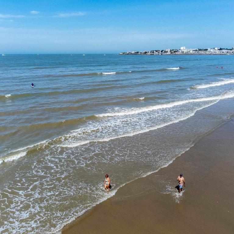 Studio Centre-Ville Royan : Plages et Commerces à Pied, Balcon, Parking Gratuit - FR-1-550-7 - Estudio - 8