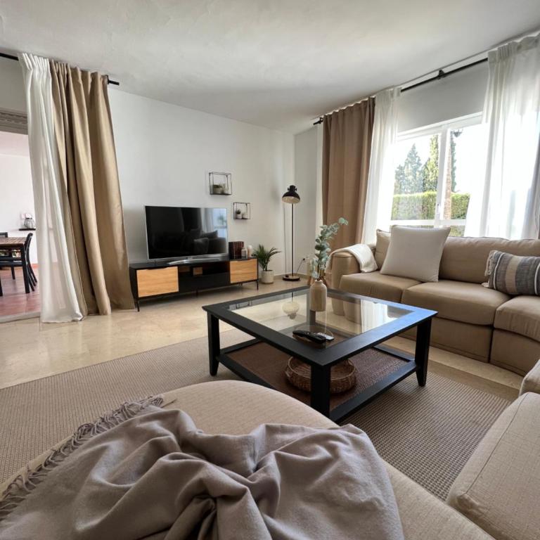 Impeccable large apartment with immense terrace and private garden overlooking the mountain, featuring 2 bedrooms and sleeping up to 4 guests located 100 meters from Plaza Maestranza - Two-Bedroom Apartment - 44