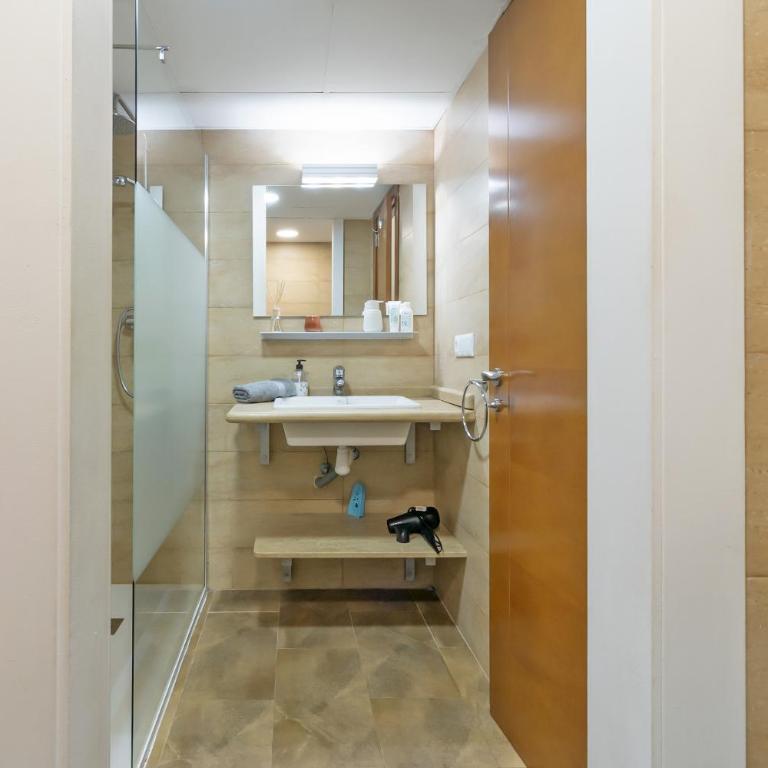 Loft con terraza centro Valencia - One-Bedroom Apartment - 23