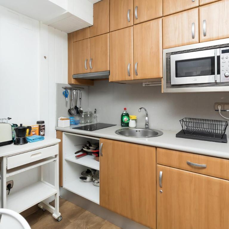 Loft con terraza centro Valencia - One-Bedroom Apartment - 21