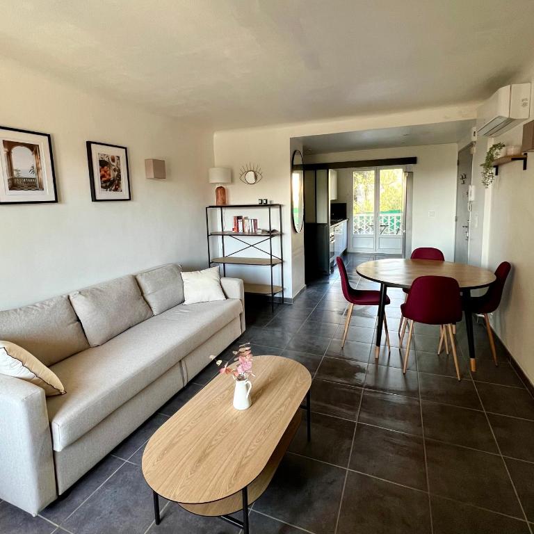 Joli T2 proche plage et parking privé - Appartement 1 Chambre - 1