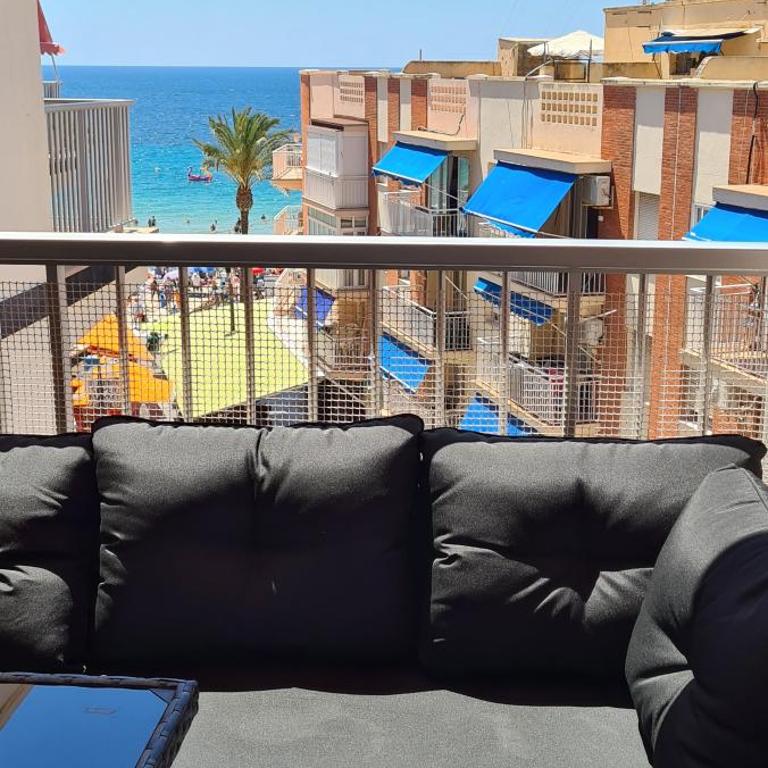 Levante Boutique apartment in centre with seaview - Three-Bedroom Apartment - 10