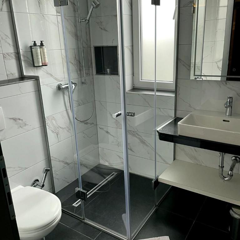 Swiss Plus Hotel - Superior Double or Twin Room - 22