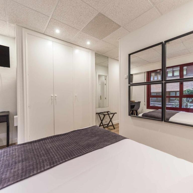 Auditorio Rooms Boutique Oviedo - Habitación Doble Deluxe - 3