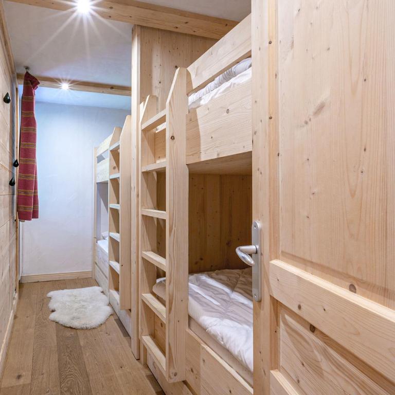 Élégant 3 pièces rénové avec balcon, cœur de Val-d'Isère, proche commodités - FR-1-694-1 - Appartement - 7