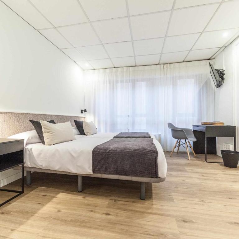 Auditorio Rooms Boutique Oviedo - Habitación Deluxe - 4