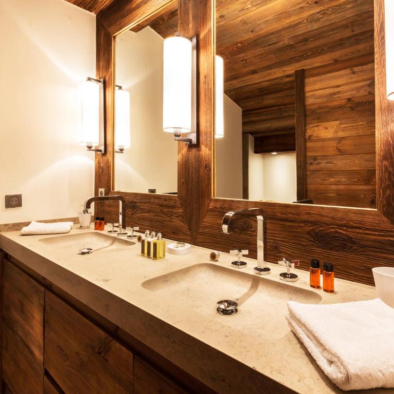 Chalet de luxe 5 pièces avec cheminée et conciergerie à Val-d'Isère - FR-1-694-23 - Appartement - 9