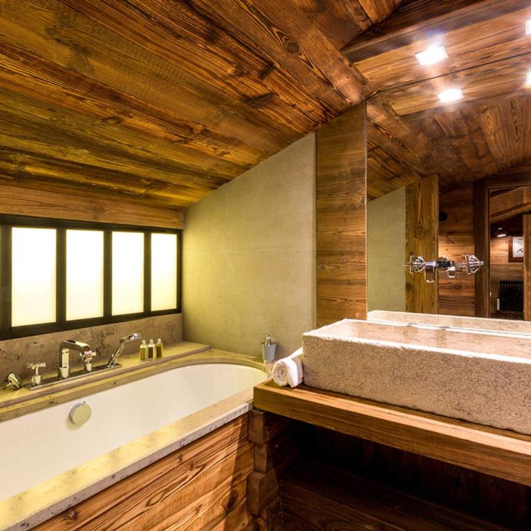 Chalet de luxe 5 pièces avec cheminée et conciergerie à Val-d'Isère - FR-1-694-23 - Appartement - 10