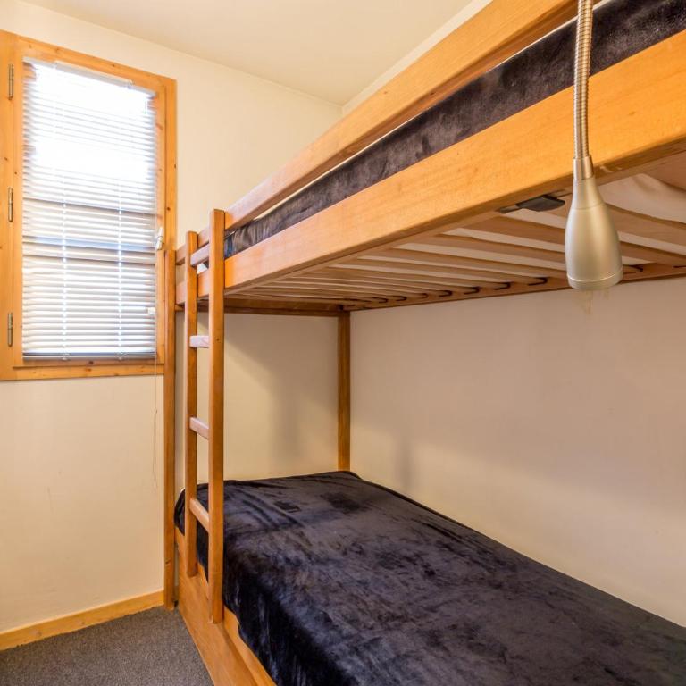 Charmant duplex 3 pièces avec balcon sud, près du centre et des pistes, parking, WiFi - FR-1-694-145 - Appartement - 10