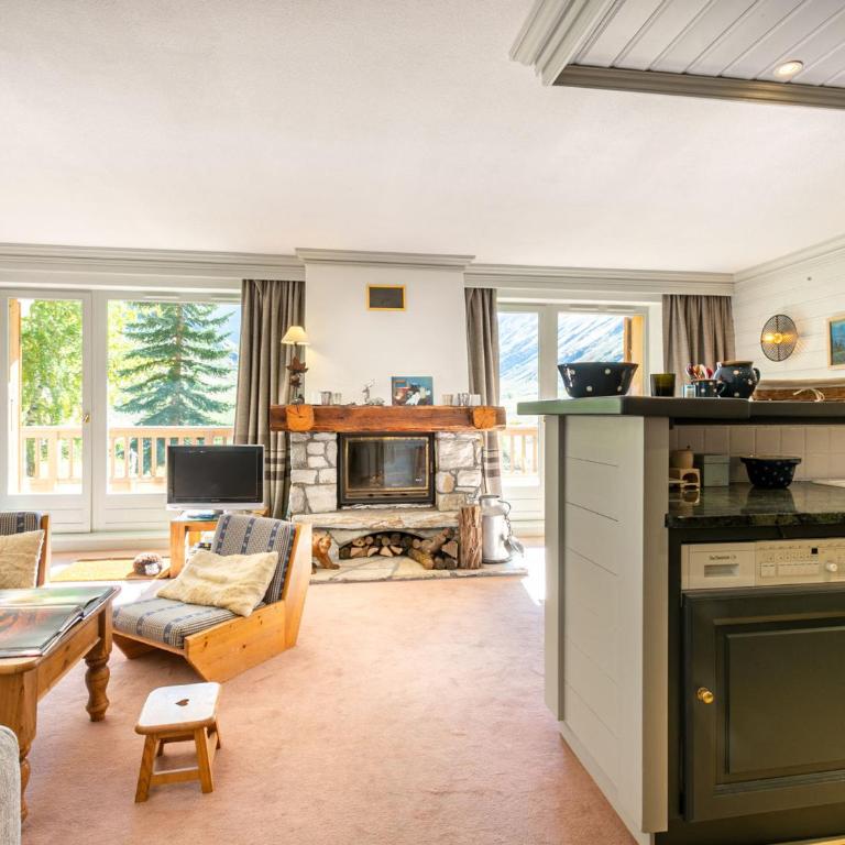 Appartement de standing avec cheminée et parking en haut des pistes - FR-1-694-247 - Appartement - 8