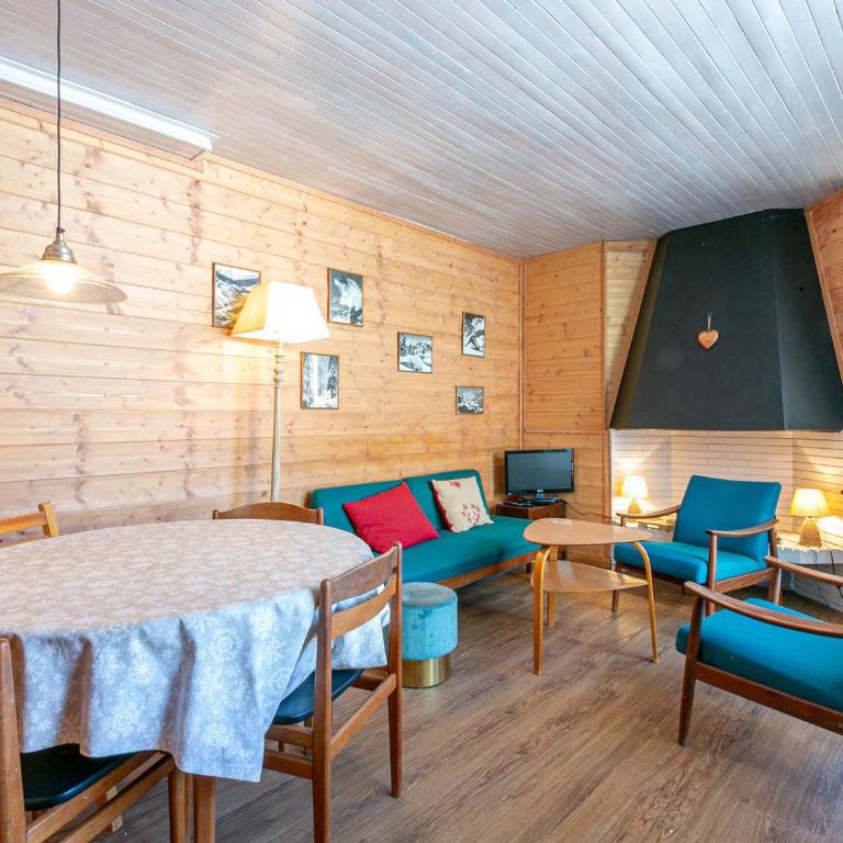 Charmant 3 pièces avec balcon, Wifi, acceptant animaux, au centre de Val-d'Isère - FR-1-694-252 - Appartement - 1