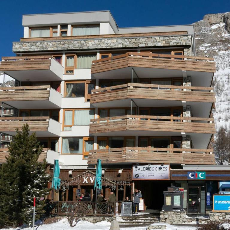 Appartement rénové de 47m² avec wifi en centre station - FR-1-694-303 - Appartement - 4