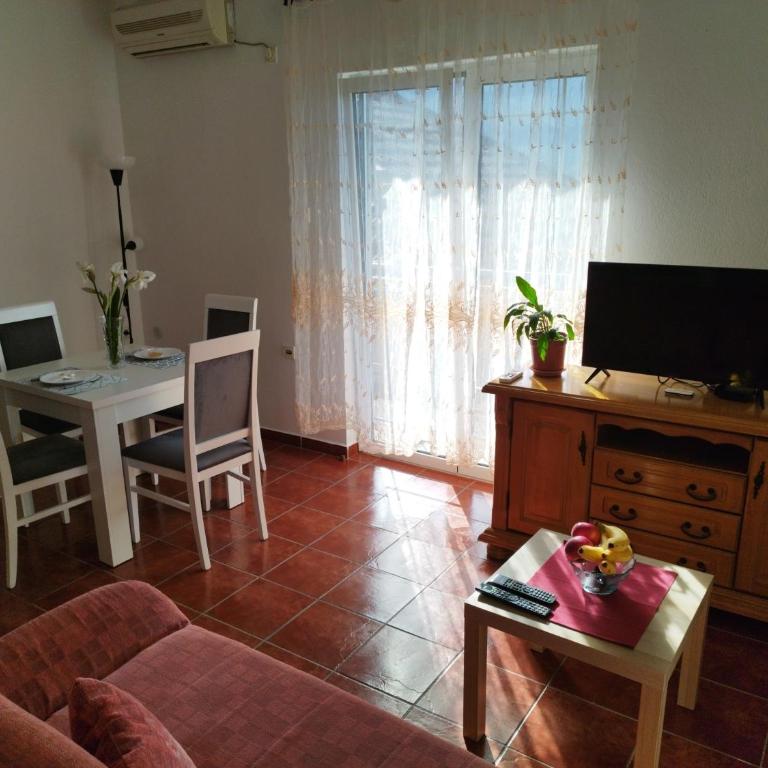 Milka Apartment - One-Bedroom Apartment - 3