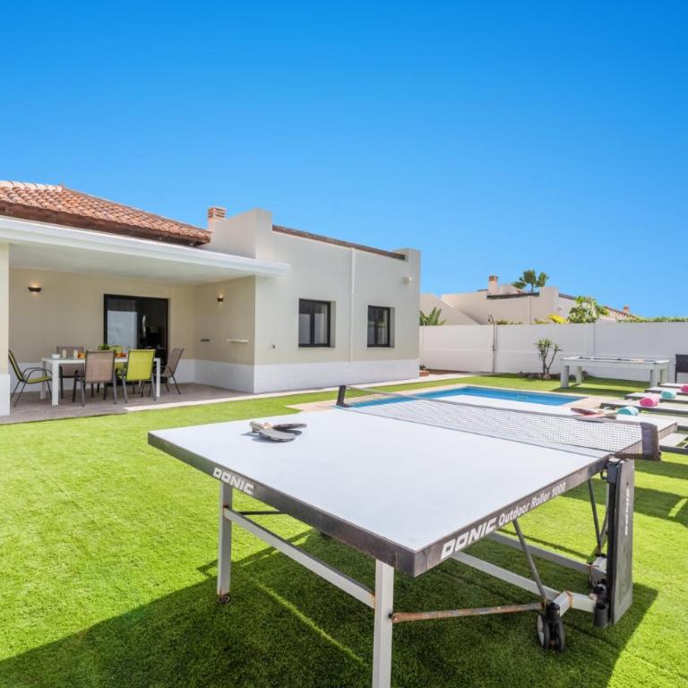 Villa Caleta Del Sol by Villa Plus - Villa - 12