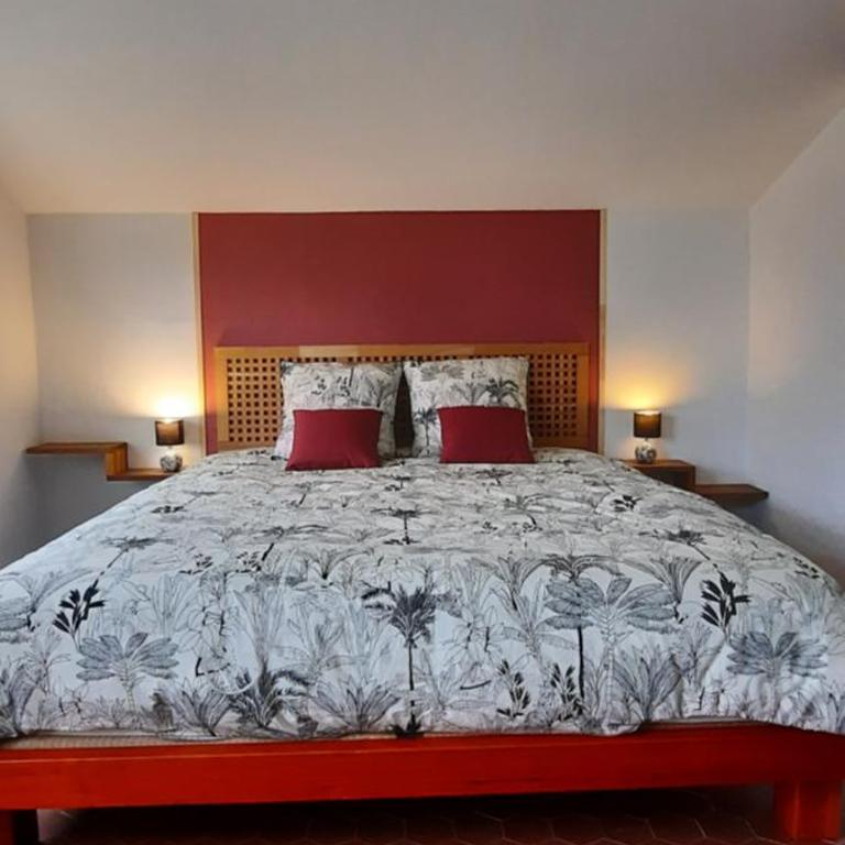 Mas Bella Vida - Chambres d'Hôtes - Chambre Quadruple - Vue sur Montagnes - 4