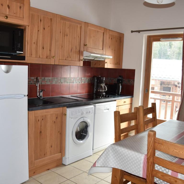 Appartement au dernier étage avec 2 balcons, proche téléphérique - FR-1-464-87 - Apartment mit 2 Schlafzimmern - 4