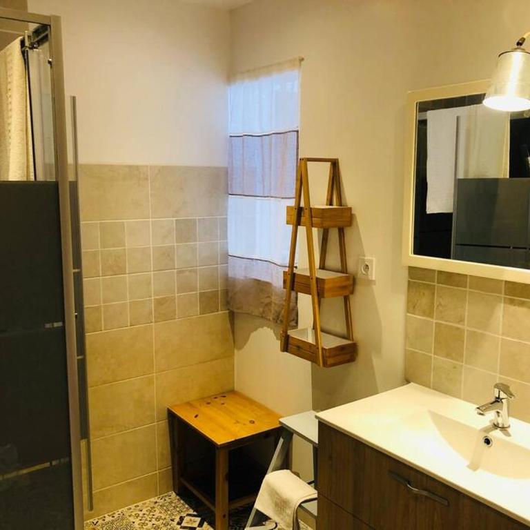 Au Vélo Bleu - Privatisez un ancien hôtel entre lac océan - 12pers - Maison 4 Chambres - 27