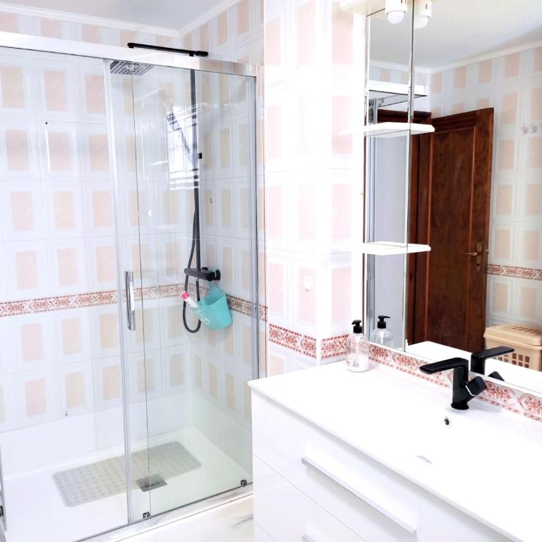 Family apartment close to the sea - Apartamento de 2 dormitorios - 9