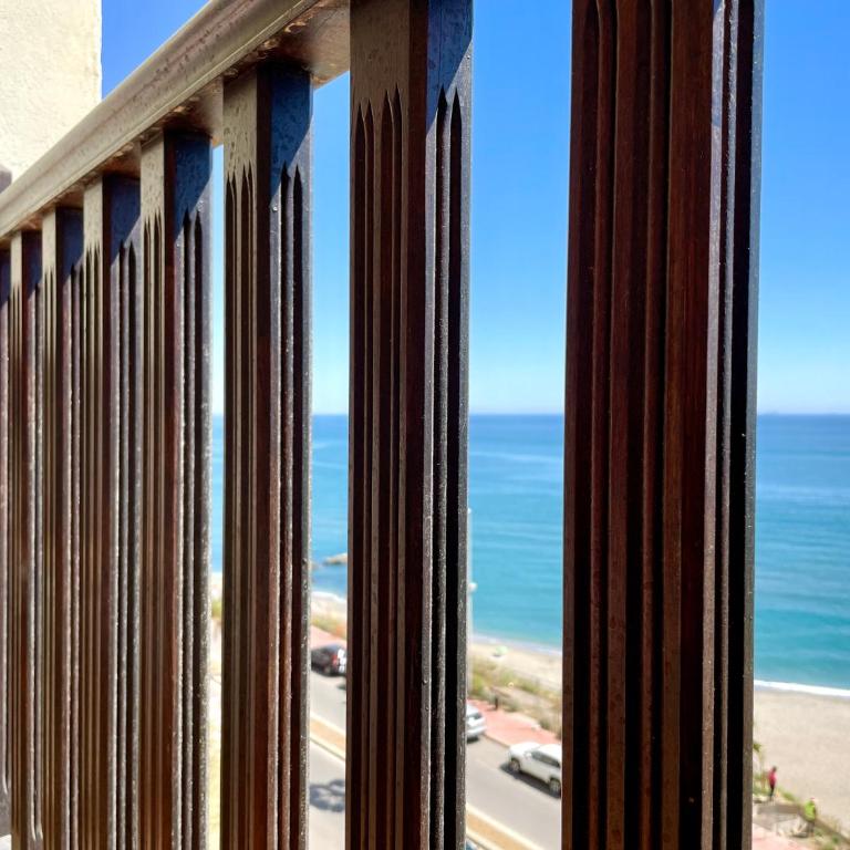 Stunning direct sea views 2 bed apartment at Balcon de Benamádena by Solrentspain Stays - Casa - 25