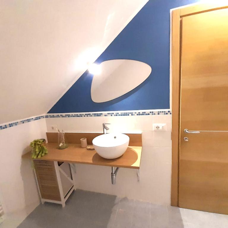 Casa Ninin - Two-Bedroom Apartment with Terrace, Garden and Sea View - 21