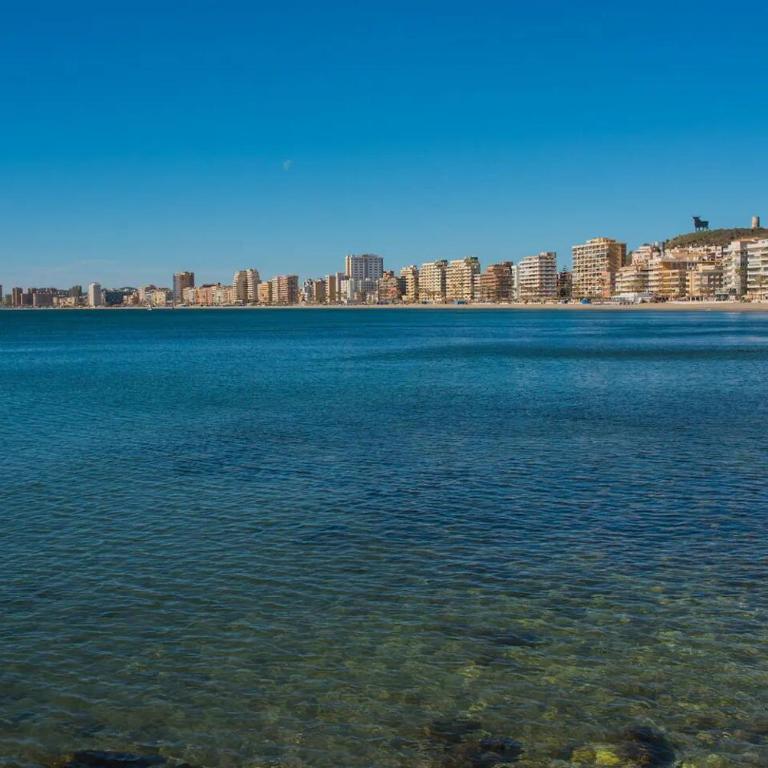 Fuengirola, Primera linea de playa - Apartamento con vistas al mar - 24