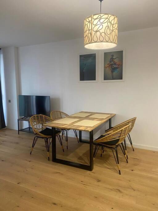 Piso LUJO de la Playa Lloret. - Apartamento de 2 dormitorios - 10