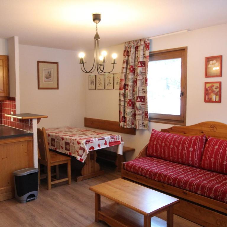 Appartement spacieux à Lanslevillard avec balcon et parking - FR-1-508-51 - Appartement (6 Adultes) - 3