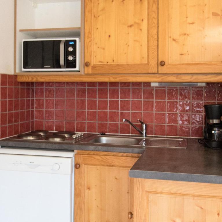 Duplex pour 10 pers, au pied des pistes, proche télécabine et commerces, parking inclus - FR-1-508-16 - Appartement (10 Adultes) - 10