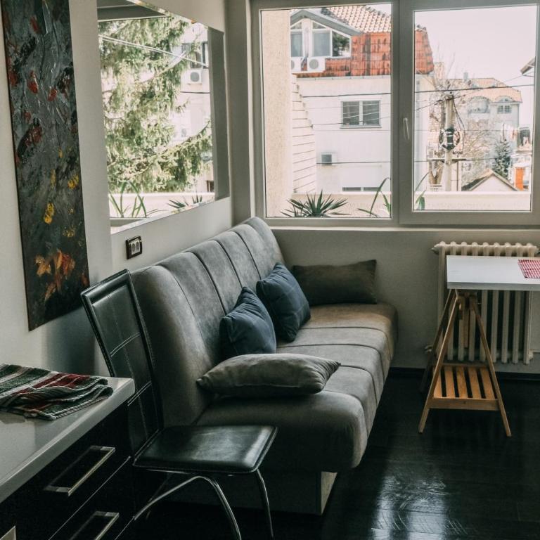 Smart hostel - Niskobudžetna Dvokrevetna Soba sa Bračnim Krevetom/Zasebnim Krevetima - 16