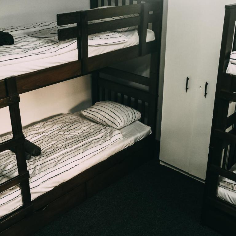 Smart hostel - Krevet na Sprat u Mešovitoj Spavaonici - 2