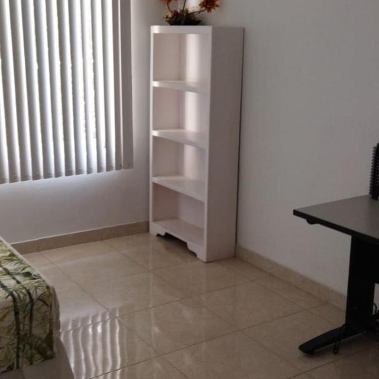 Hospedaje Familiar - Habitación Doble con baño privado - 2