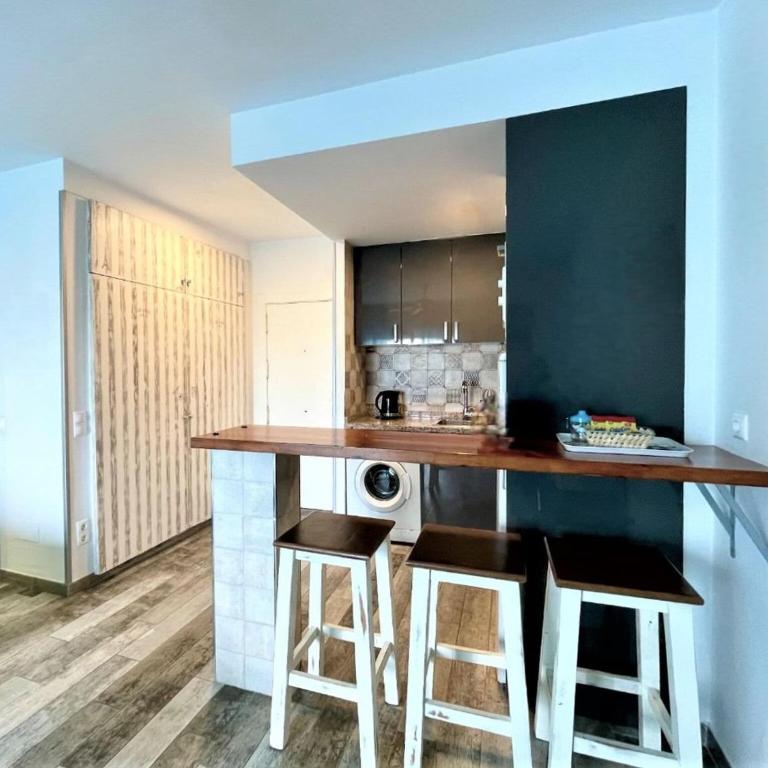 Beachfront Apartment with Terrace - Two-Bedroom Apartment - 13