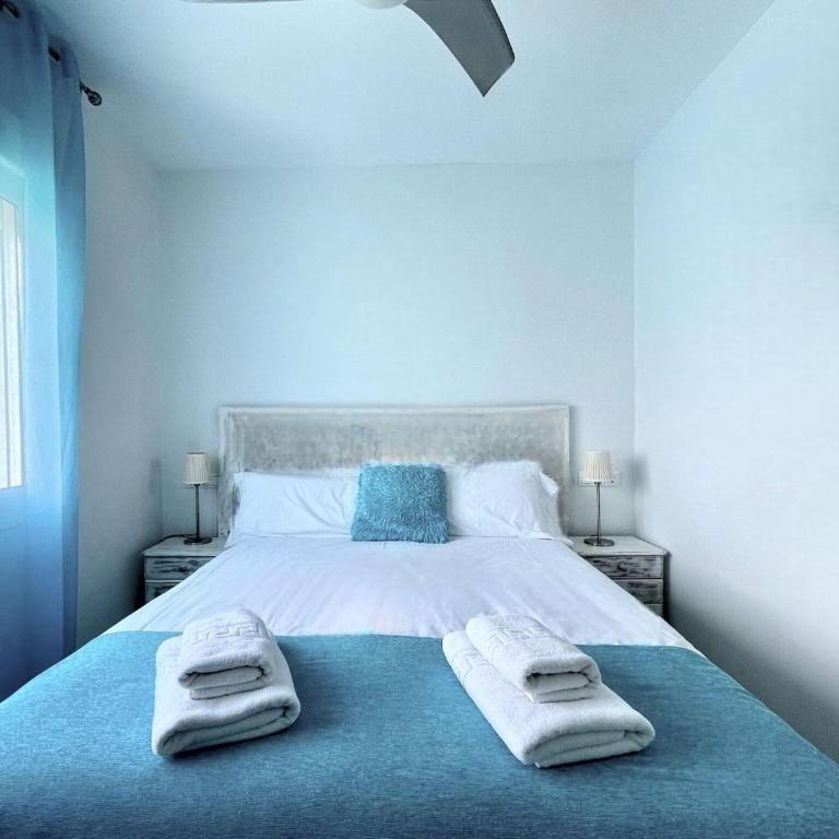 Beachfront Apartment with Terrace - Two-Bedroom Apartment - 17