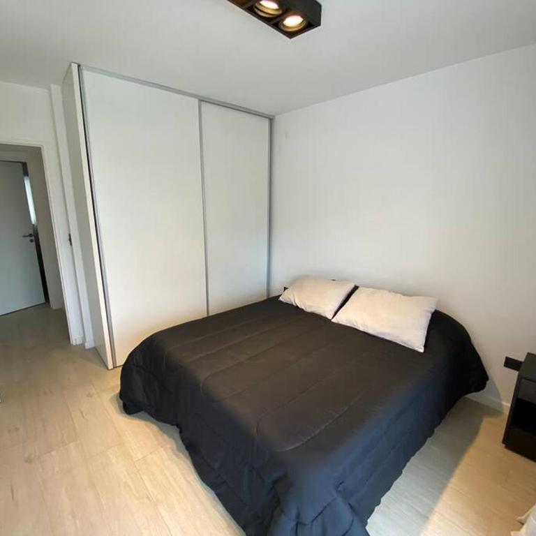 Departamento céntrico a estrenar - Con piscina y parking incluido - Apartamento de 2 dormitorios - 3