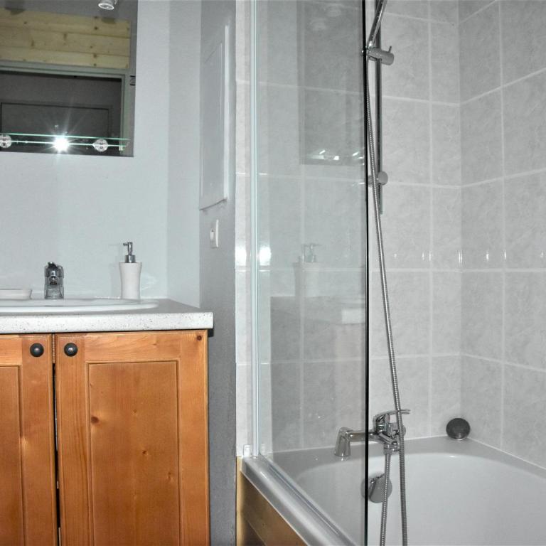 Appartement pratique proche commerces et téléphérique, 2 pièces, 4 pers. - FR-1-464-213 - Apartamento - 3