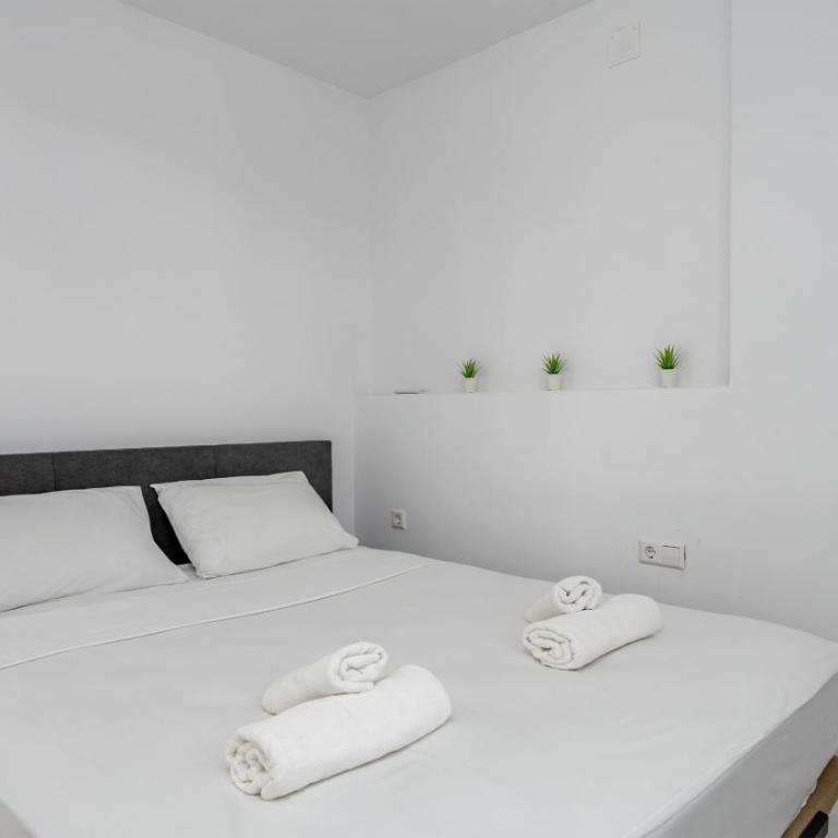 Miraflores with pool by Costarentals - Ref 146 - Apartamento de 2 dormitorios - 15