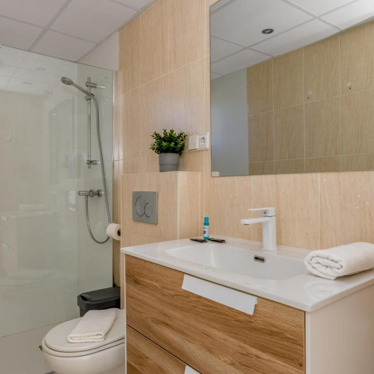 Miraflores with pool by Costarentals - Ref 146 - Apartamento de 2 dormitorios - 21