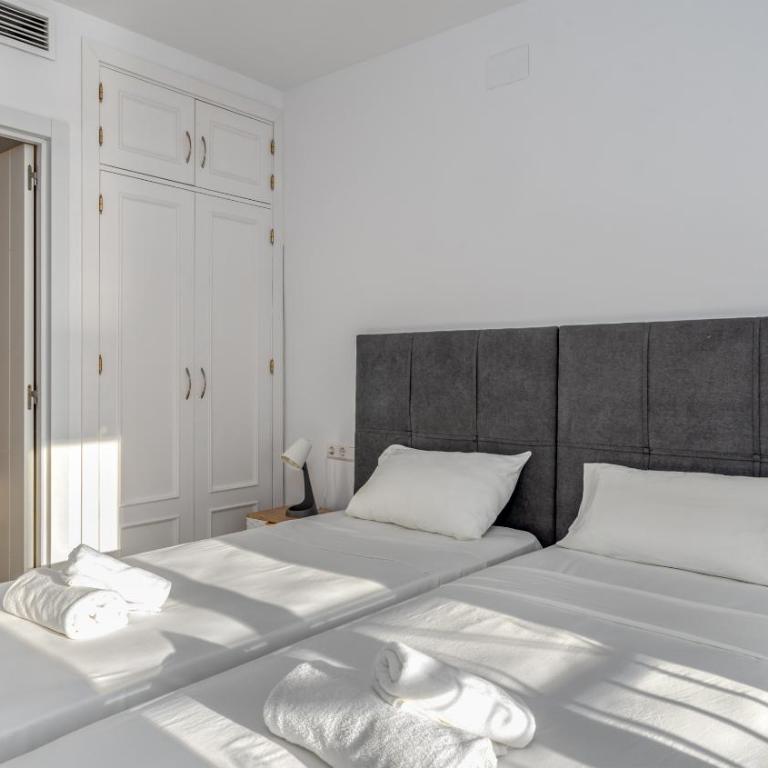 Miraflores with pool by Costarentals - Ref 146 - Apartamento de 2 dormitorios - 17
