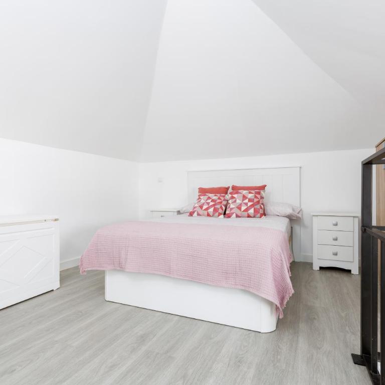 Home2Book Comfy Casa Palomita, Terrace&Pool - Two-Bedroom Apartment - 11