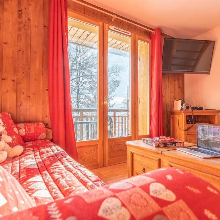 Madame Vacances Les Chalets du Berger Premium*** - Apartment - 5