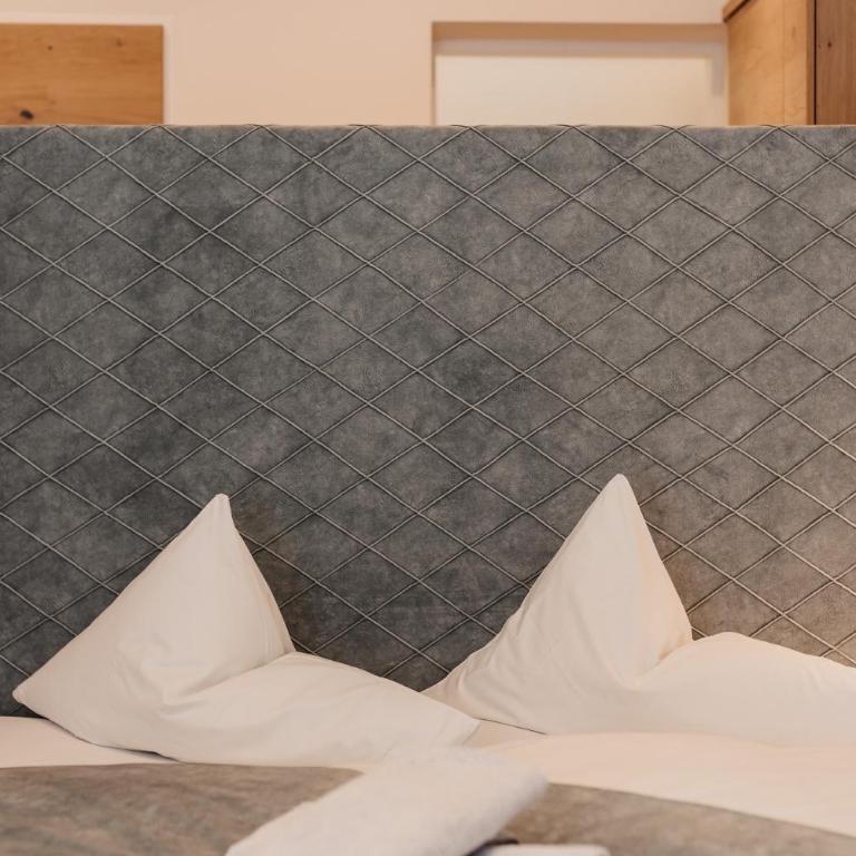 Alpina Wagrain - Standard Doppelzimmer mit Balkon - 1