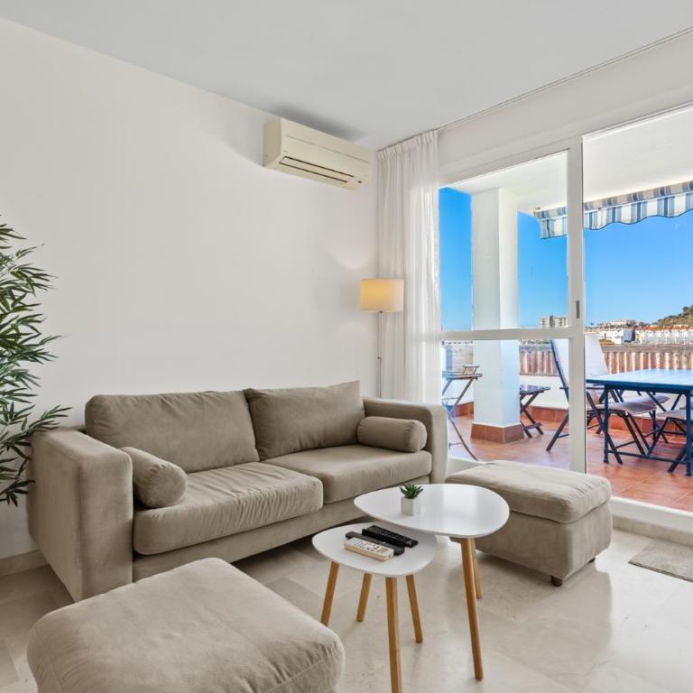 Paloma park apartment by Costarentals - Ref 165 - Three-Bedroom Apartment - 3